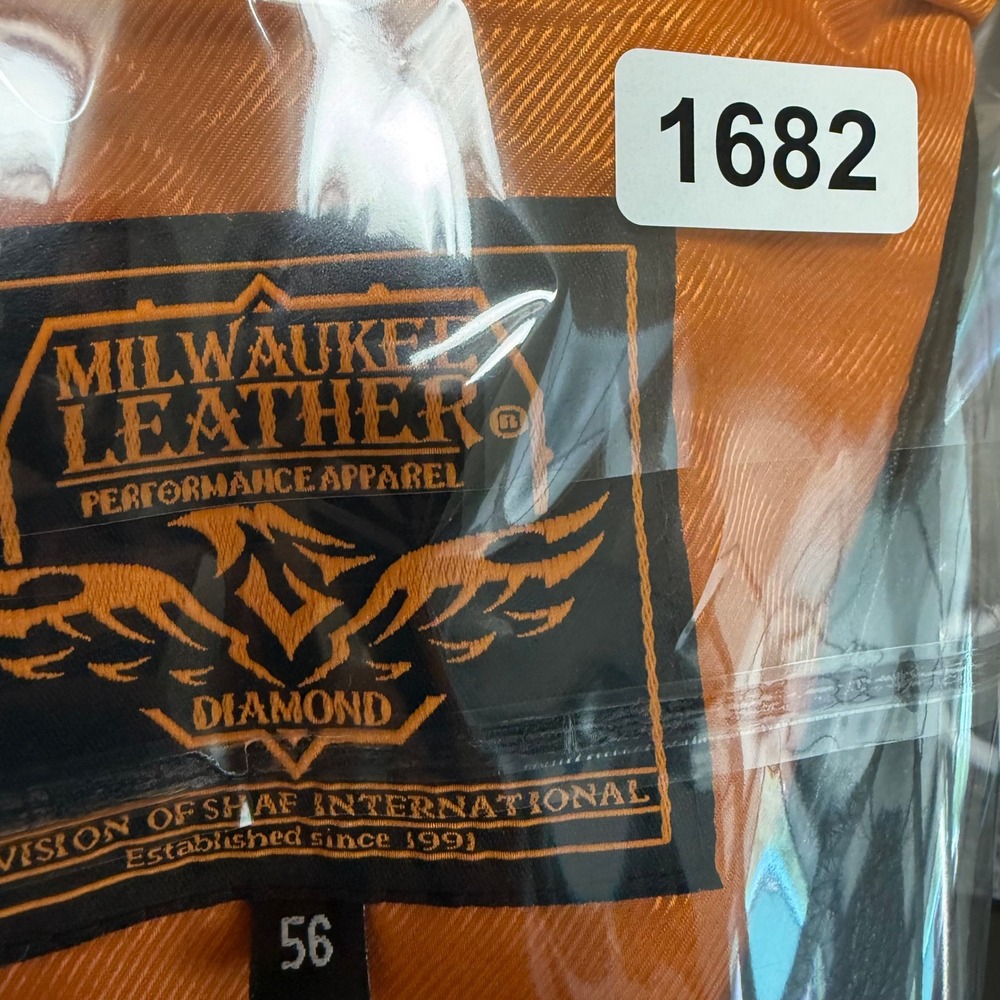 Milwaukee Premium Leather Concealed Carry Pockets Buffalo Snap Vest Men 56 - Picture 15 of 16